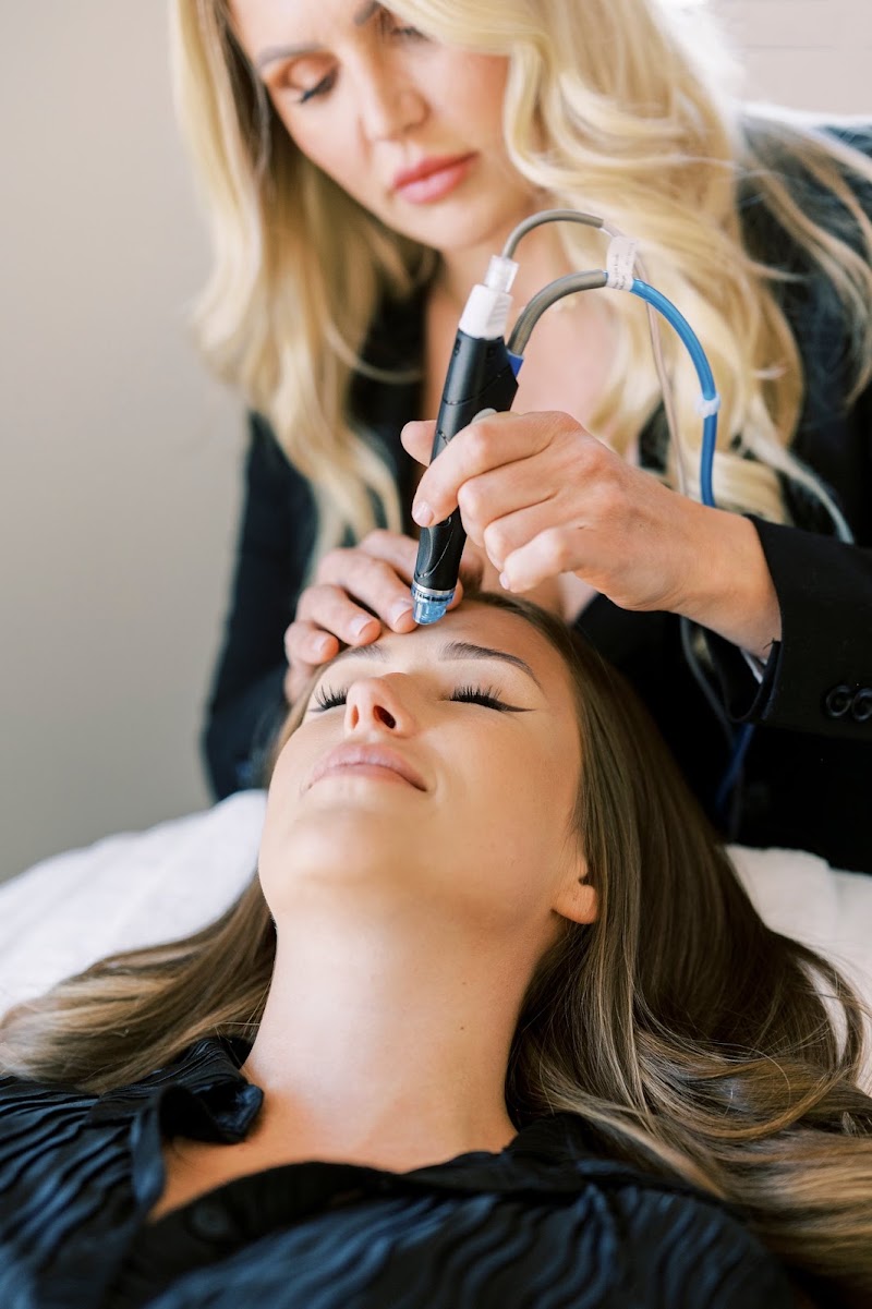 Divine Aesthetics Med Spa