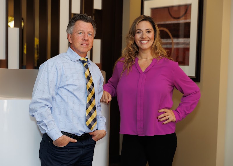 Right Divorce Lawyers