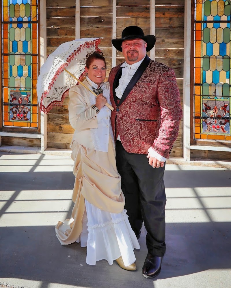 Custom Las Vegas Weddings
