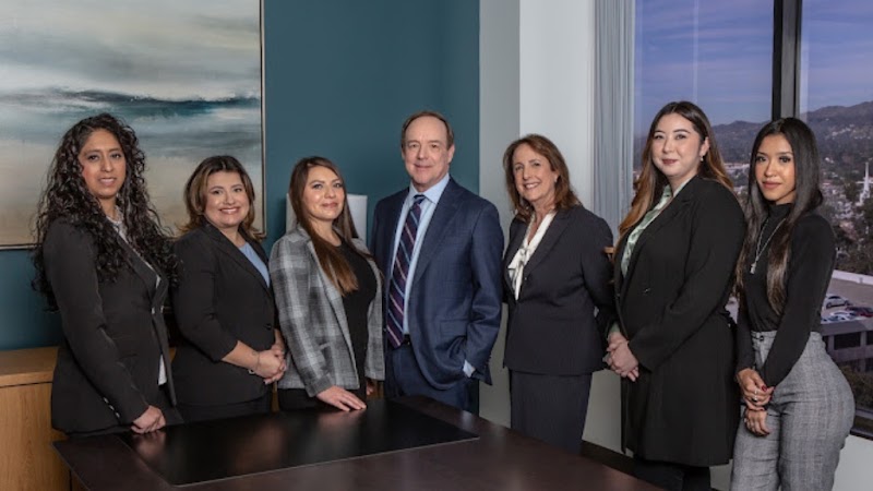 Abogados Karlin